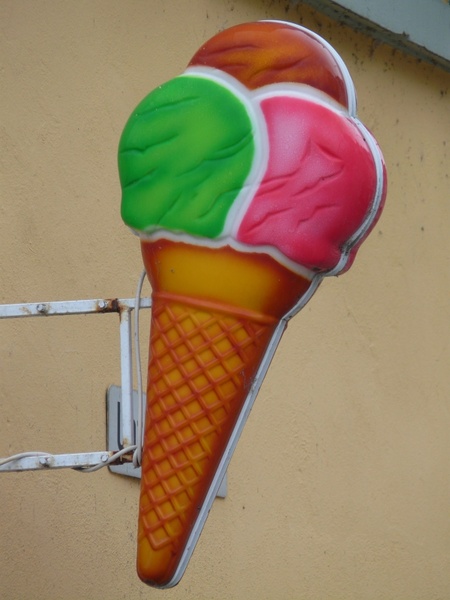 ice waffle ice cream street sign