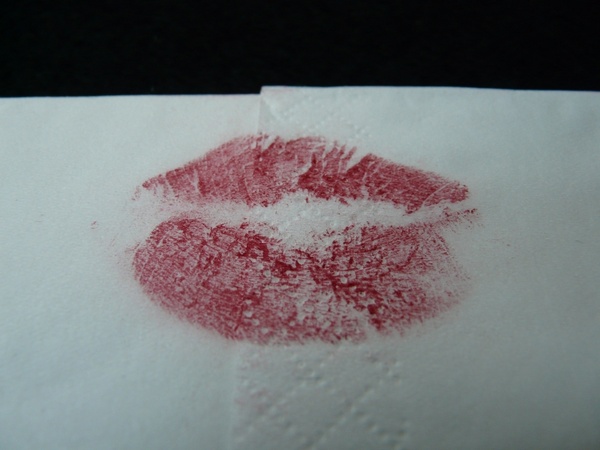 kiss kiss mouth lips