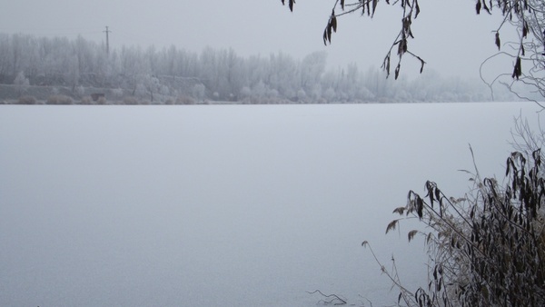 lake winter landscape ice