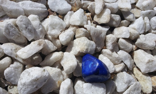 lapis lazuli precious stones blue
