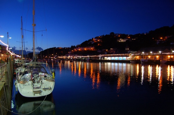 looe harbour at night