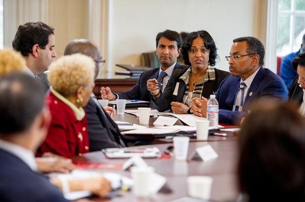 lt governor host mbe small business stakeholders roundtable discussion 