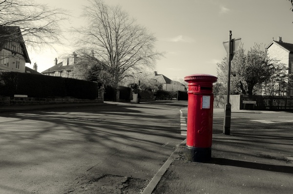 mailbox red england