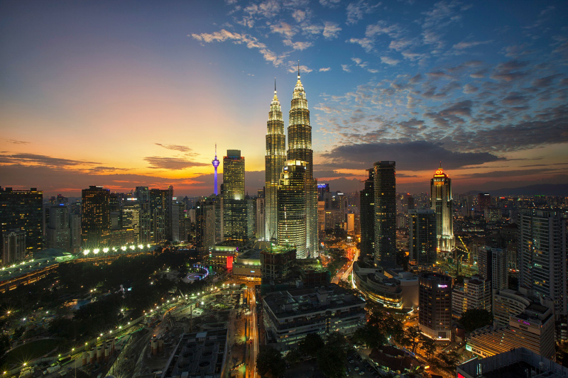 malaysia metropolis scenery picture dark twilight modern buildings 