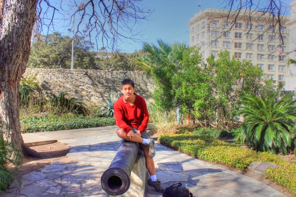 me commandng a cannon in san antonio texas
