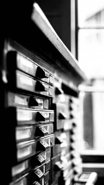 metal type drawer