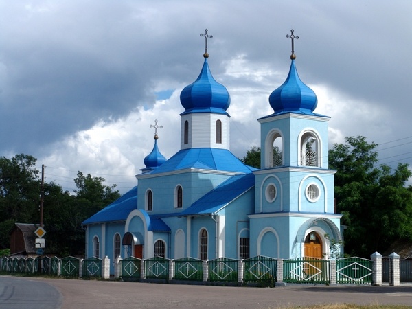 moldova church sky