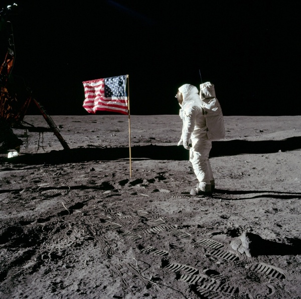 moon landing buzz aldrin america
