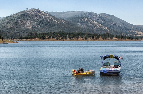 new hogan lake california boats 