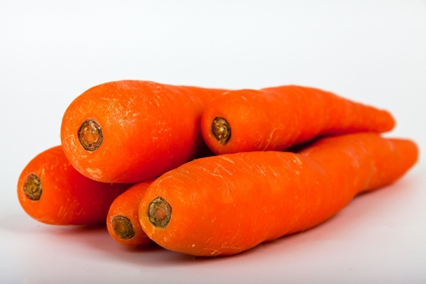 orange carrots white