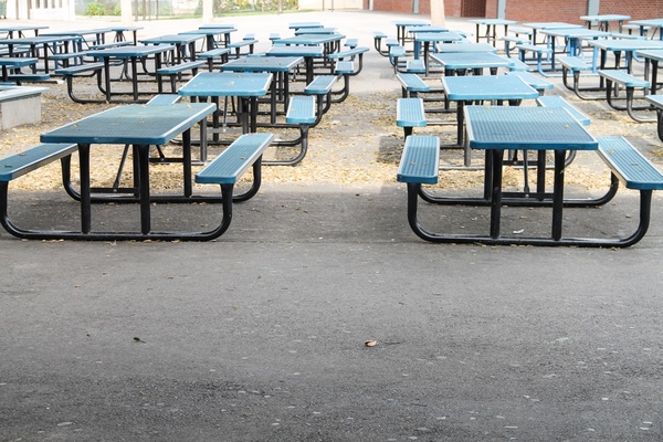 outdoor school lunch tables