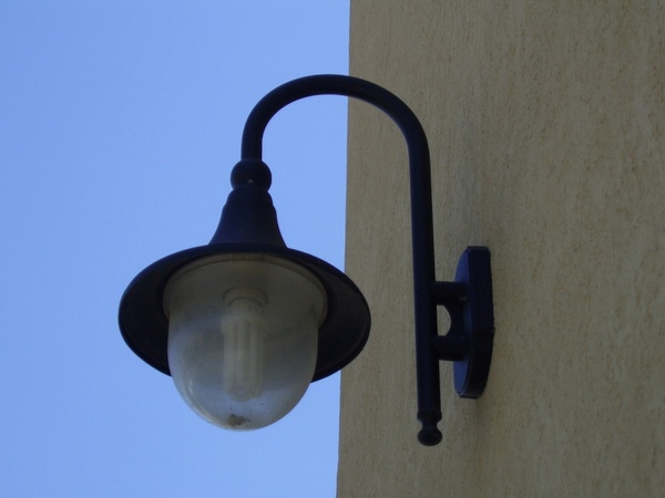 outside lamp