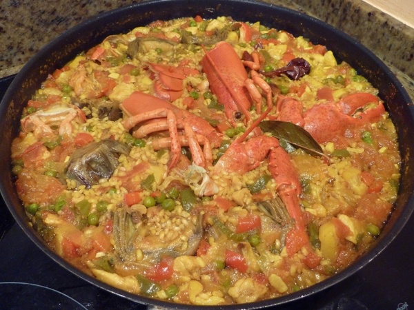 paella food rice