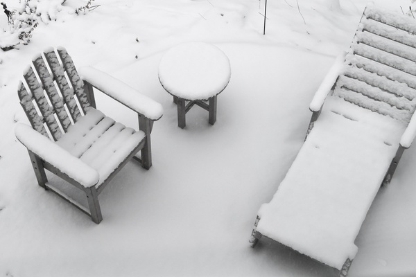 patio chairs 038 table covered in snow