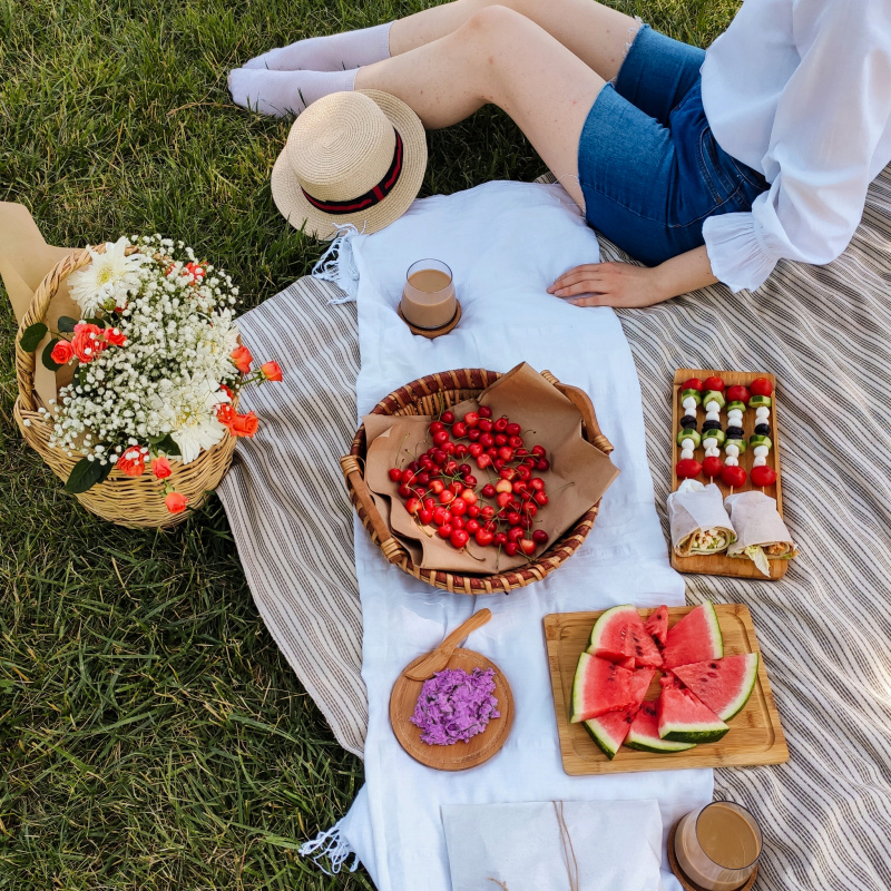 picnic picture elegant food preparation 