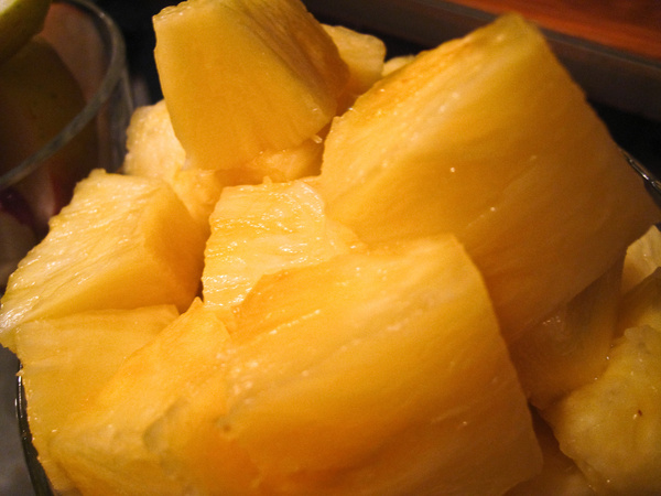 pineapple chunks 