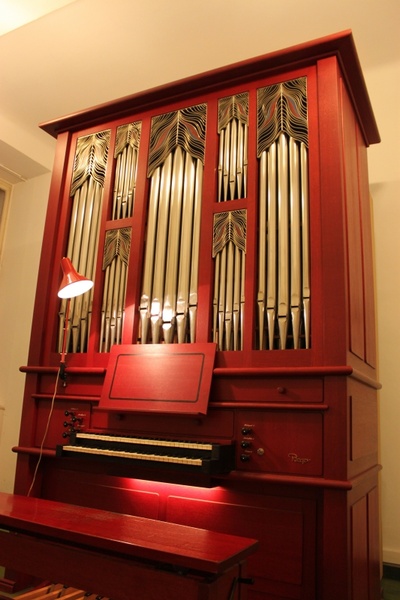 pipe organ instrument wood
