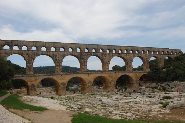 pont du gard romans antique
