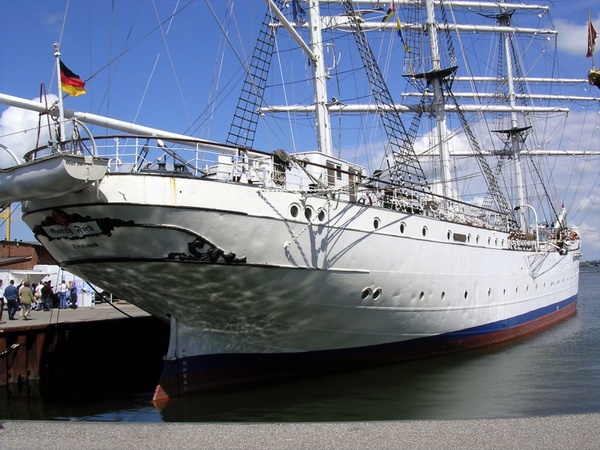port stralsund sailing vessel