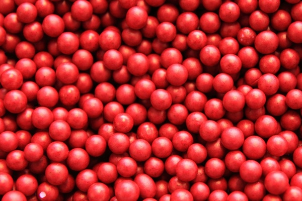 red ball background