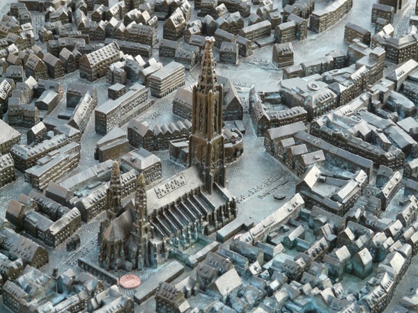 relief map ulm cathedral