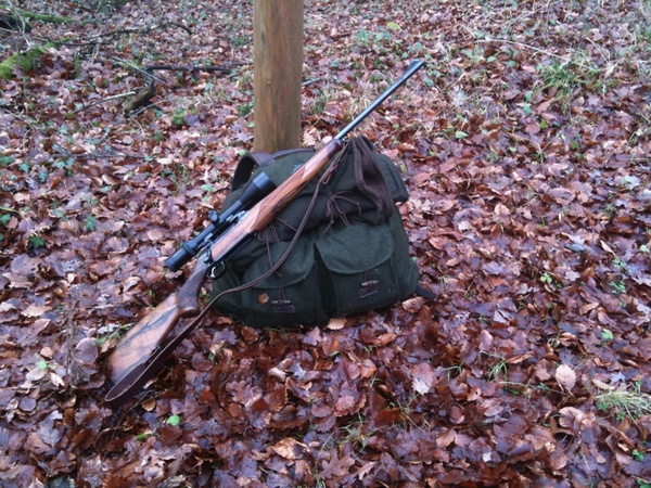 rifle hunting hunter backpack