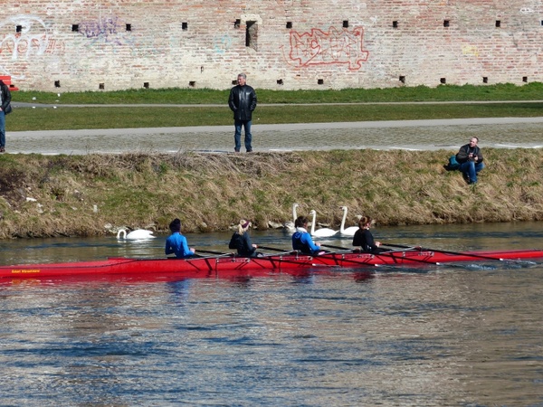 river wall rowing