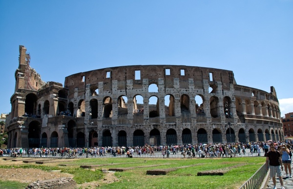 rome colosseum building