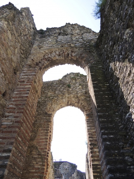 ruin arch wall