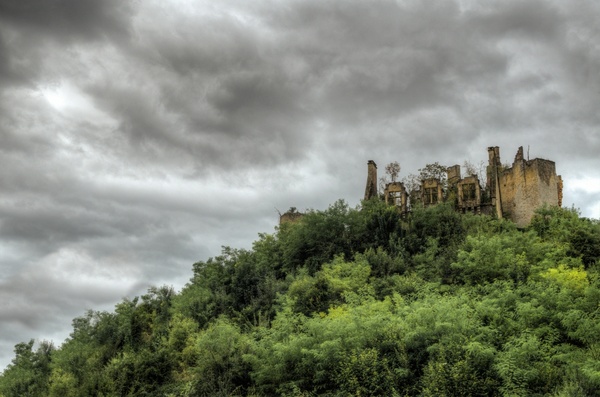 ruins of chateau saint vincent le paluel