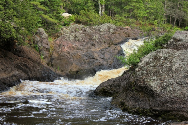 rushing water at amnicon falls state park wisconsin 