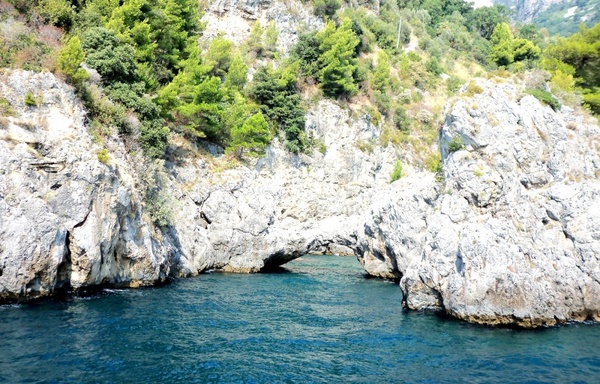 sea blue amalfi coast