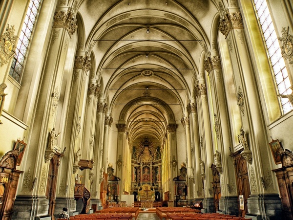 sint-truiden belgium church 