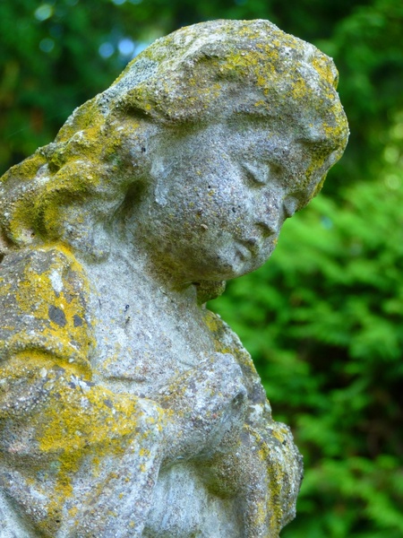 stone figure stone girl