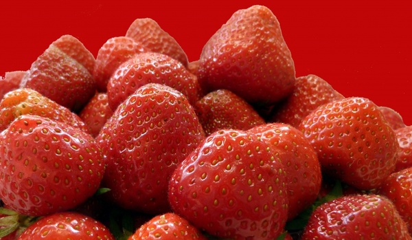 strawberries strawberry sweet