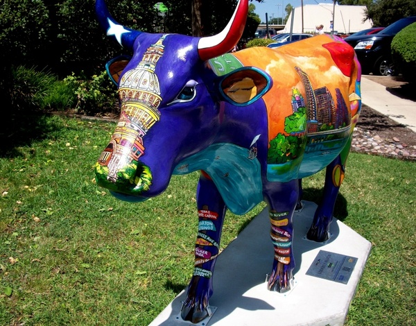 street art sculpture cow