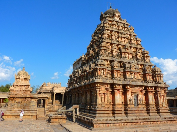 temple darasuram chola architecture 