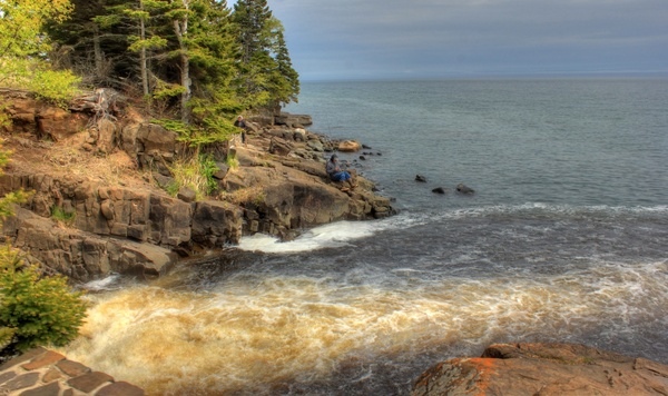 the mouth of the cascade at cascade river state park minnesota