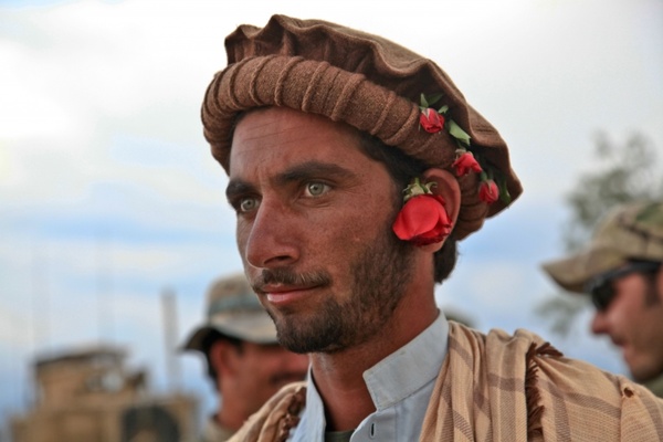 tradition man headdress