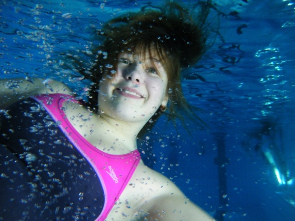 underwater child water