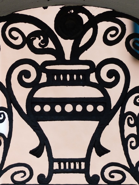 vase amphora iron railings