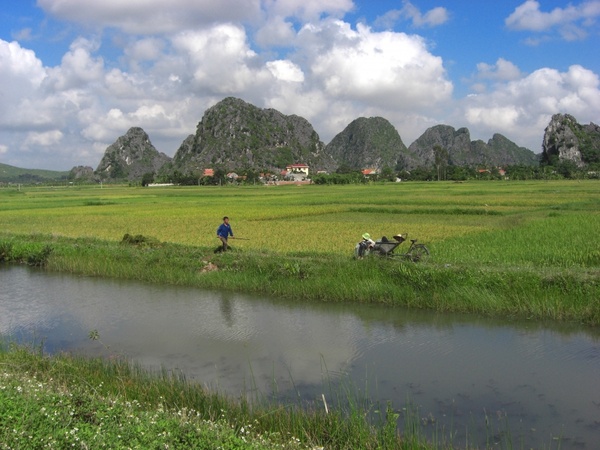 vietnam landscape river