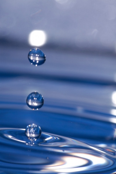 Blue water drops background photos free download