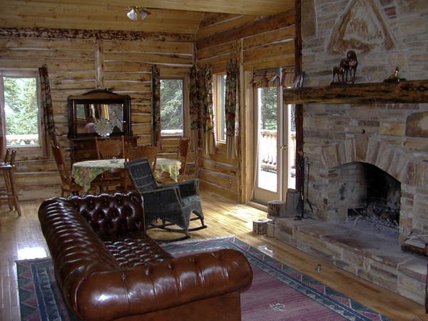 western country style fireplace