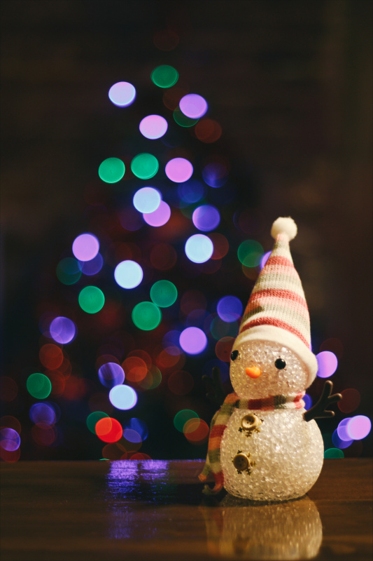 xmas background picture bokeh light snowman toy