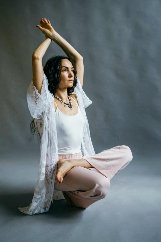 yoga practice picture contrast balance lady 