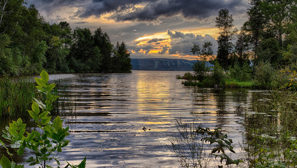 River Bank Sunset Free Stock Photos Download 7 998 Free Stock Photos For Commercial Use Format Hd High Resolution Jpg Images