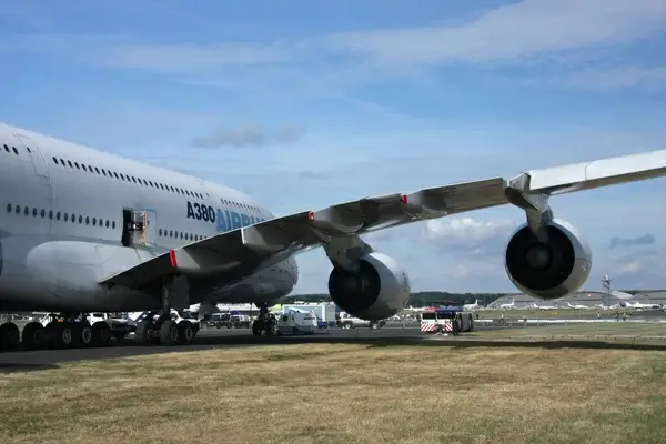 airbus a380 02