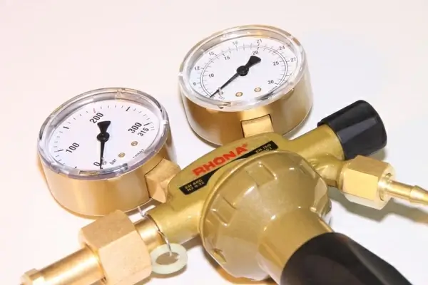 argon gas pressure
