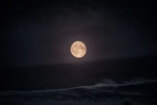 astronomy crescent dark eclipse evening full moon